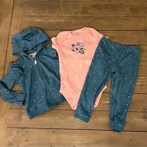 Carter’s 24M 3pc matching set